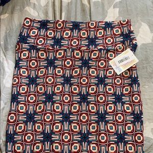 New with tags LuLaRoe Cassie skirt large